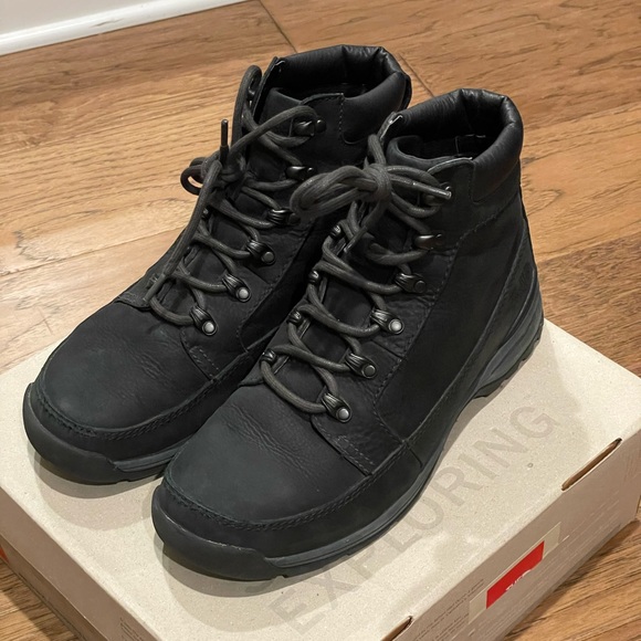 TNF Ketchum Boots - Picture 1 of 13